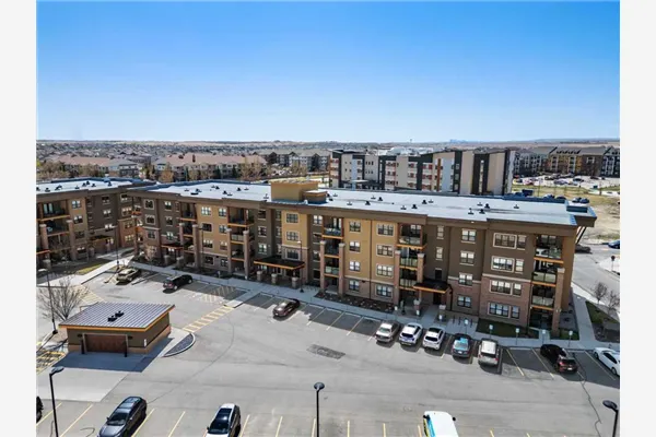10 Market Boulevard SE