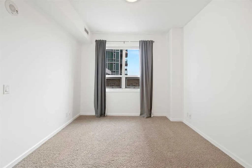 1410 1 Street SE #309
