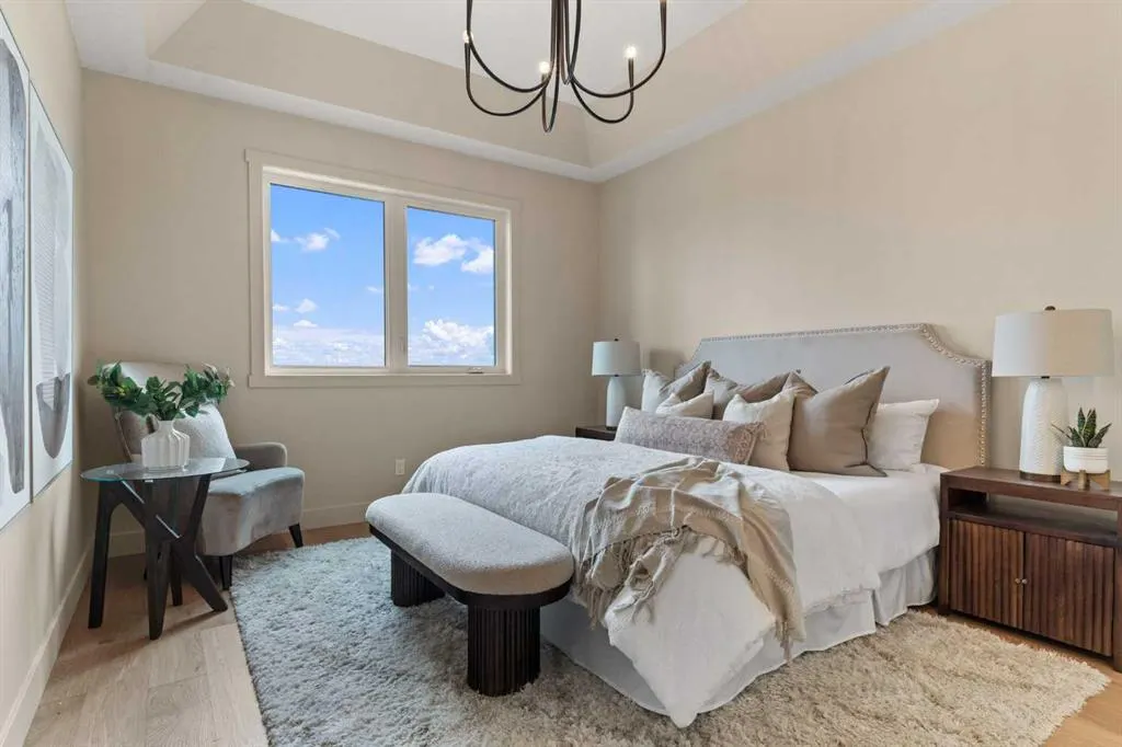 4 Westmount Point