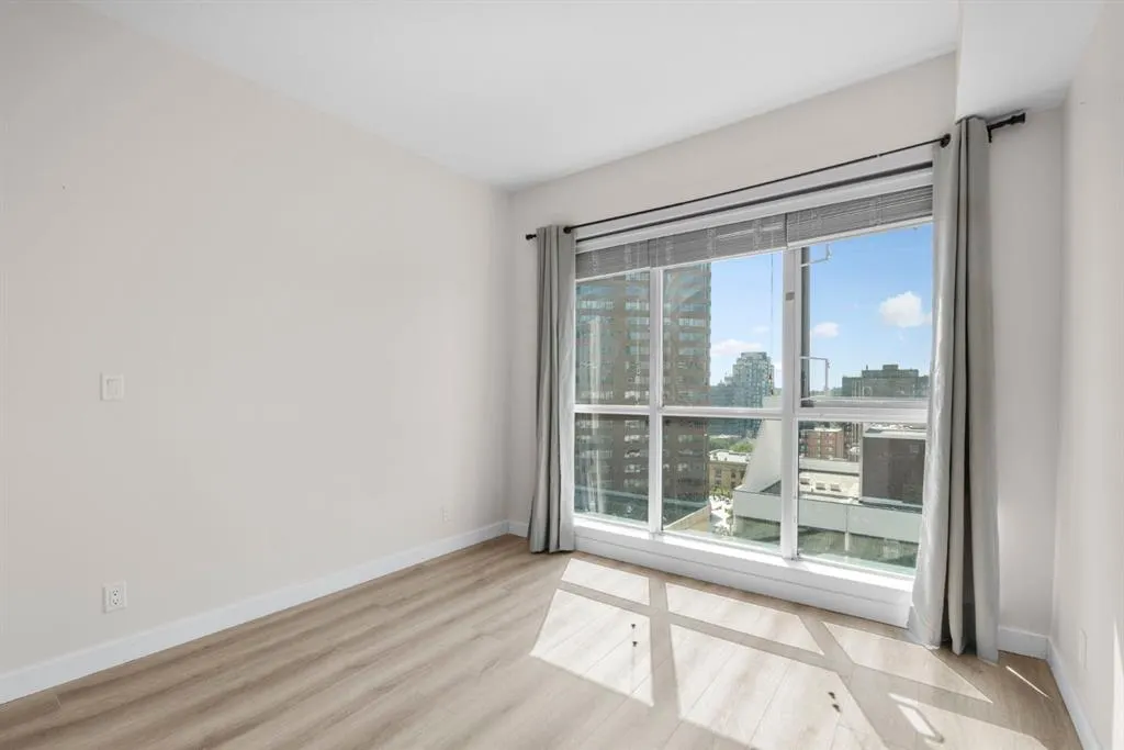 788 12 Avenue SW #1102