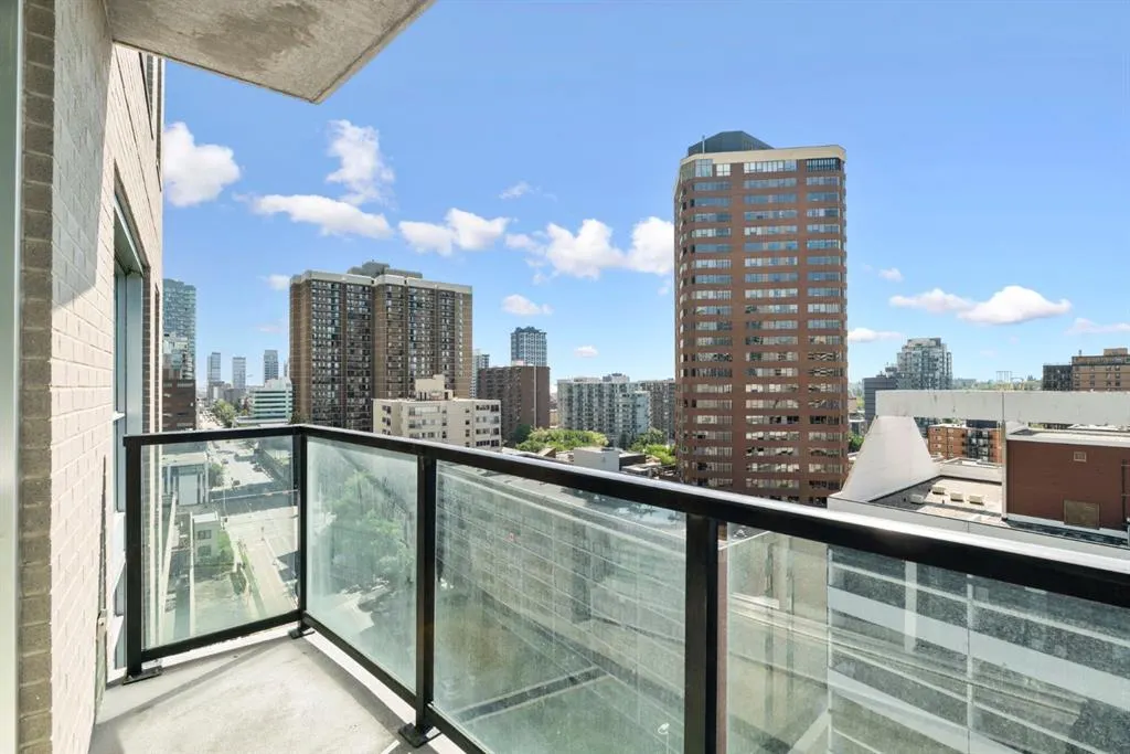788 12 Avenue SW #1102