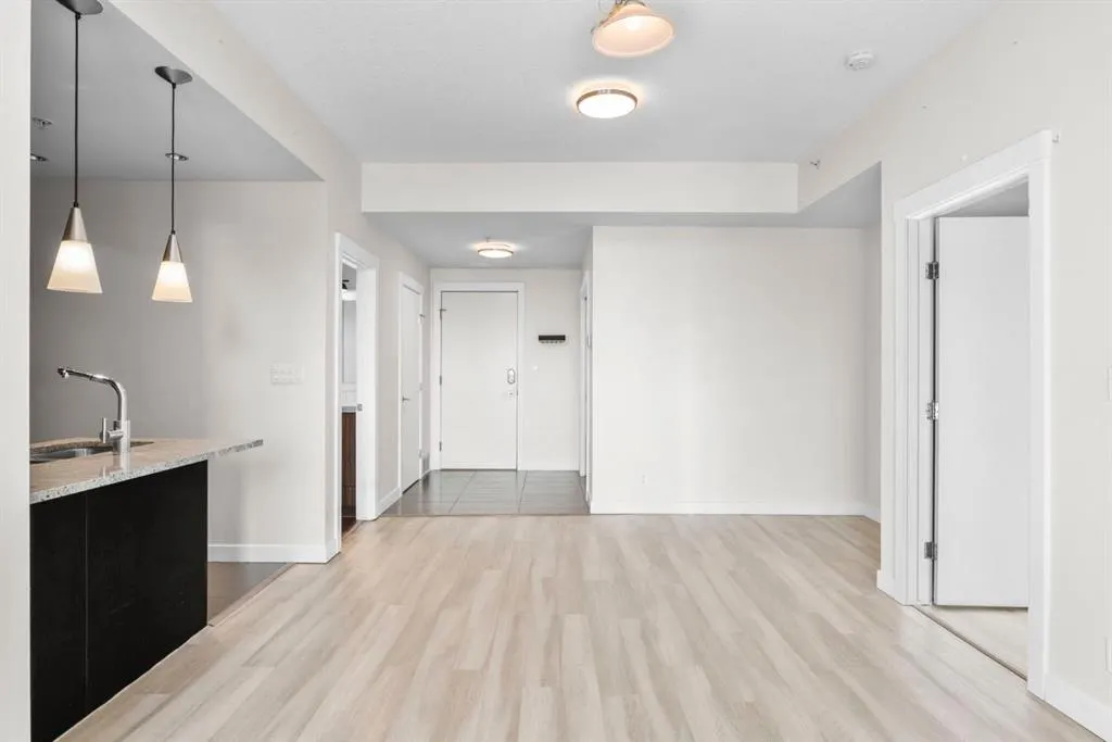 788 12 Avenue SW #1102
