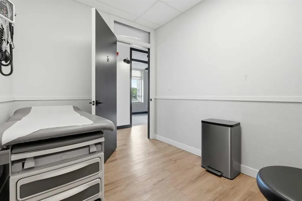 1800 194 Avenue SE #2250