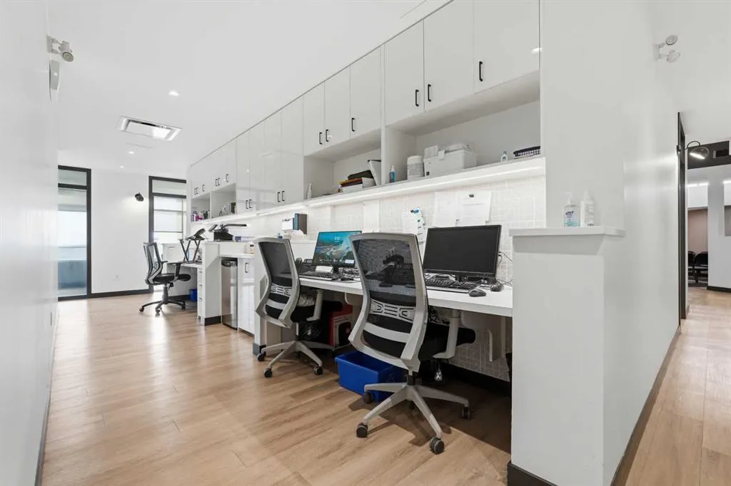 1800 194 Avenue SE #2250