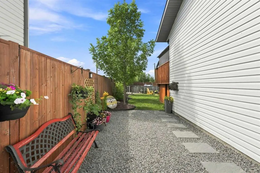 186 Robinson Avenue