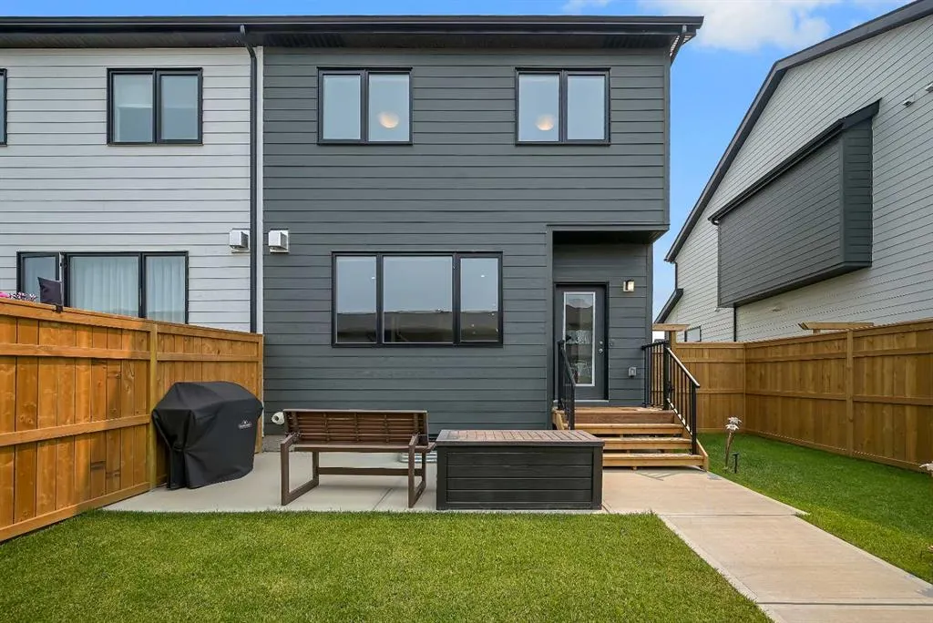 858 Harmony Parade