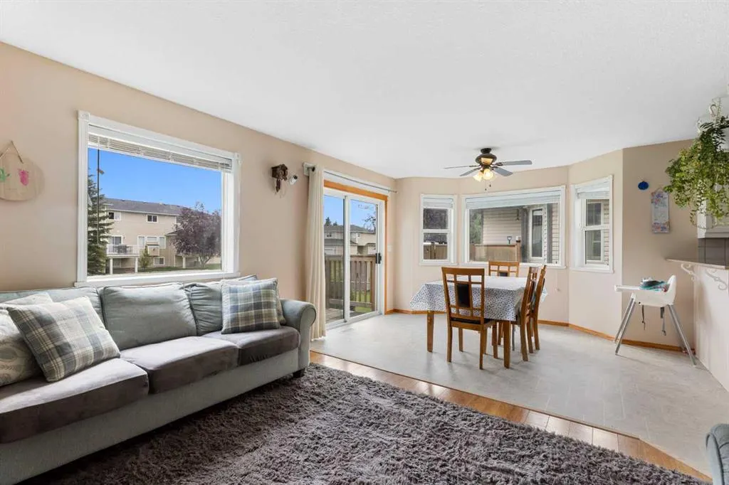 25 Hillview Road