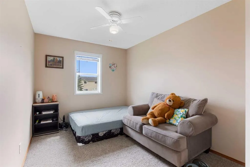 25 Hillview Road