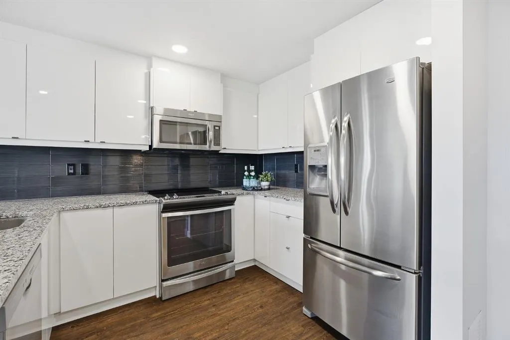 45 Aspenmont Heights SW #209