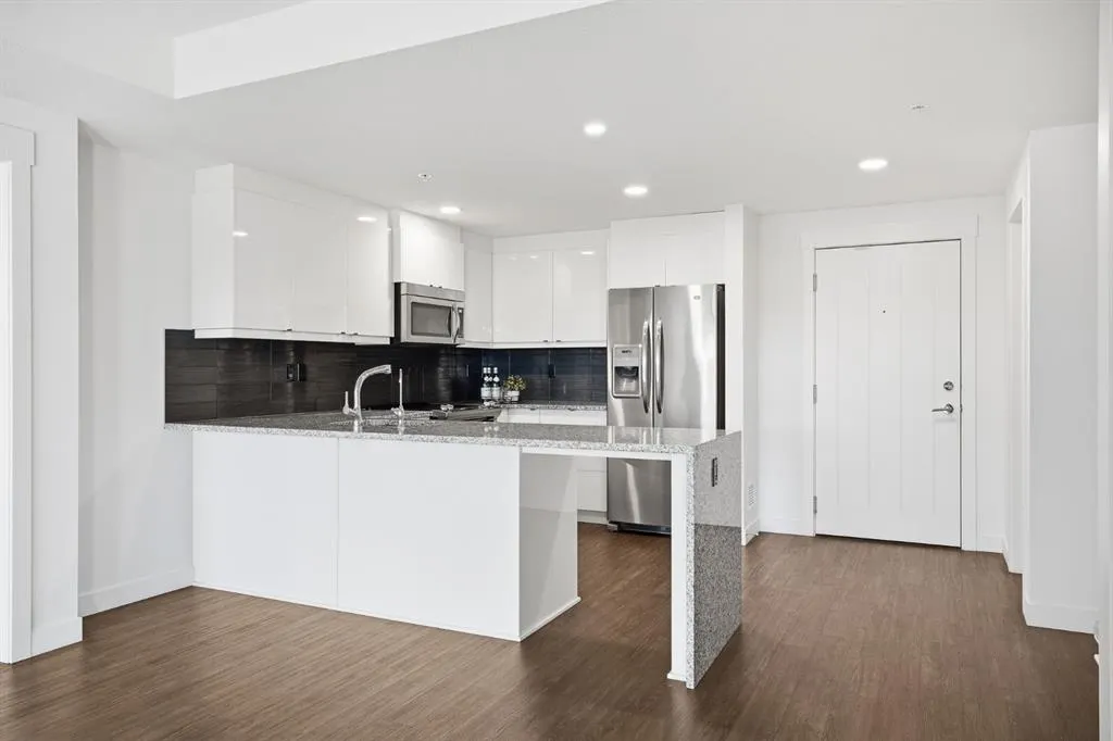 45 Aspenmont Heights SW #209