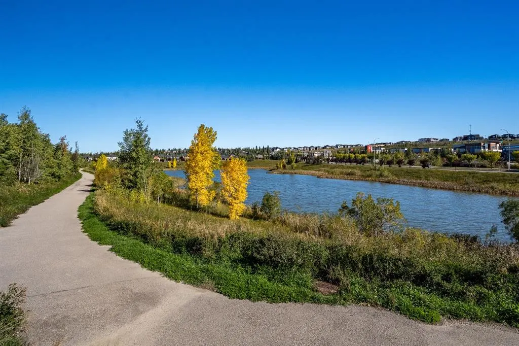 45 Aspenmont Heights SW #209