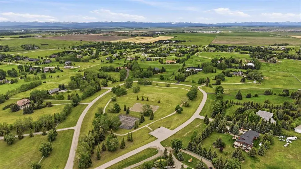 39 Calling Horse Estates
