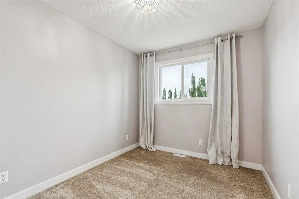 126 Evansdale Link NW