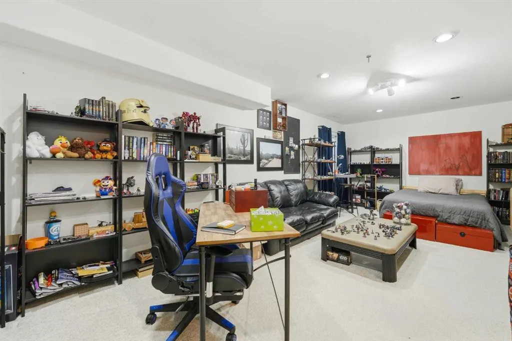 42H Green Meadow Crescent