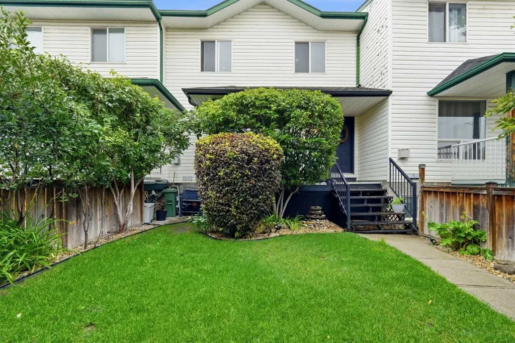 42H Green Meadow Crescent