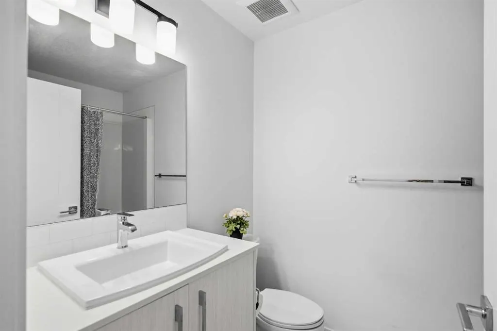 335 Creekside Boulevard SW #602