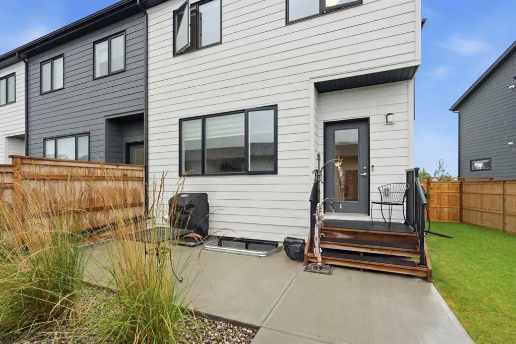 1074 Harmony Parade