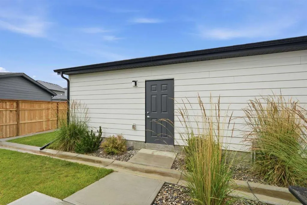 1074 Harmony Parade