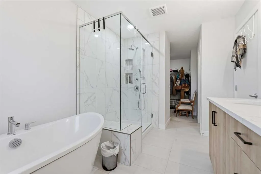 1074 Harmony Parade