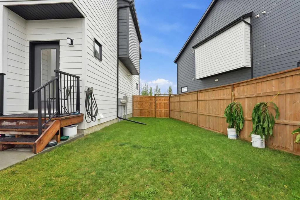1074 Harmony Parade