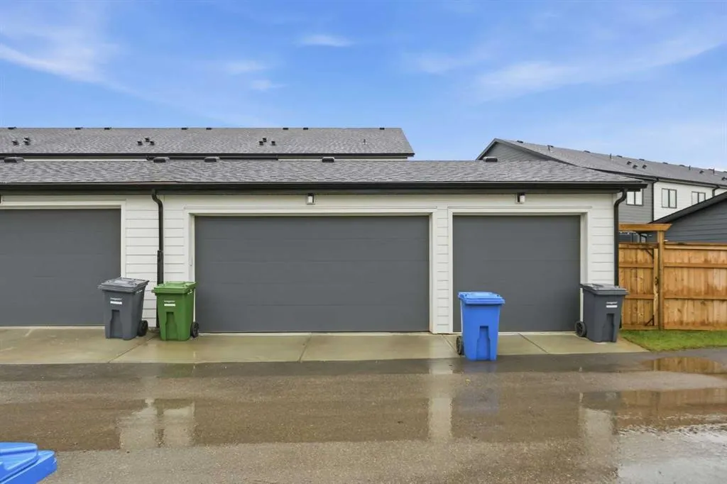 1074 Harmony Parade