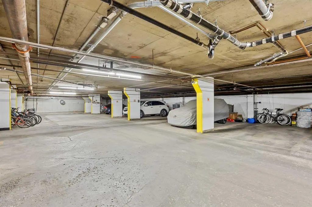 1240 12 Avenue SW #301
