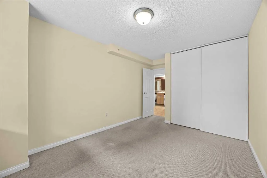 1240 12 Avenue SW #301
