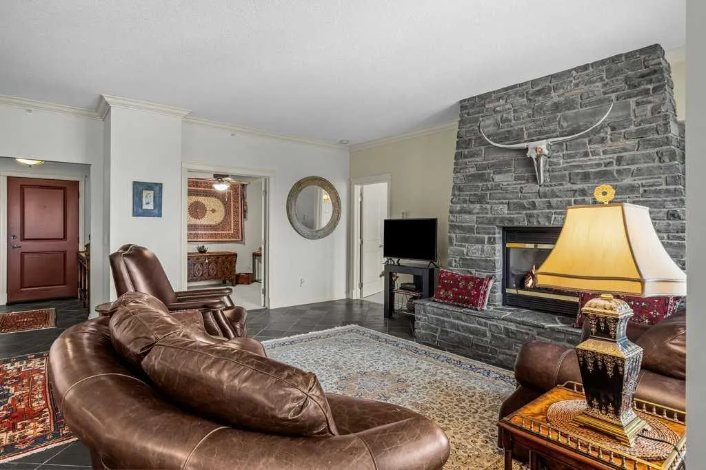 140 Stonecreek Road #202