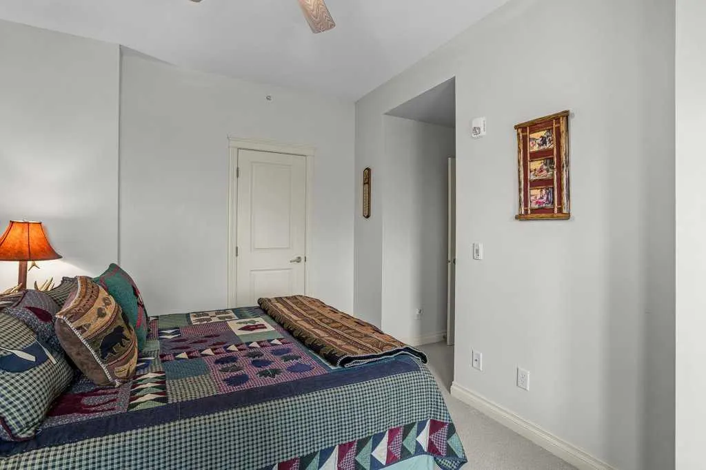 140 Stonecreek Road #202