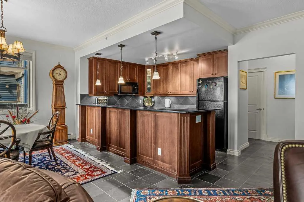 140 Stonecreek Road #202