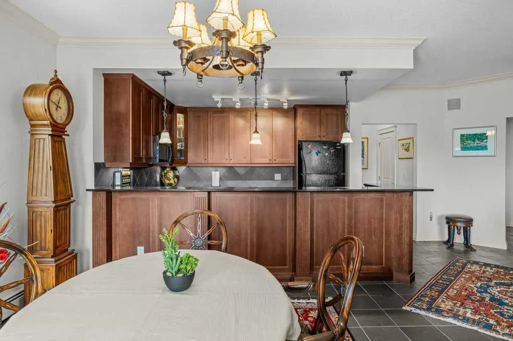 140 Stonecreek Road #202