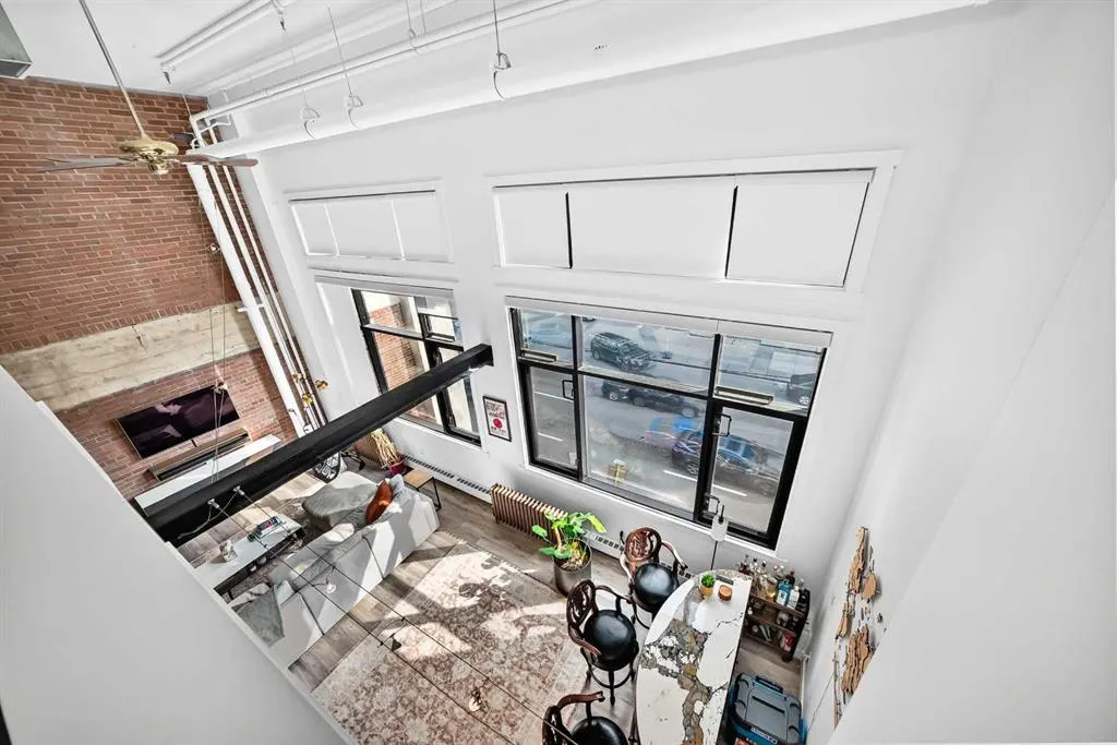 220 11 Avenue SE #307
