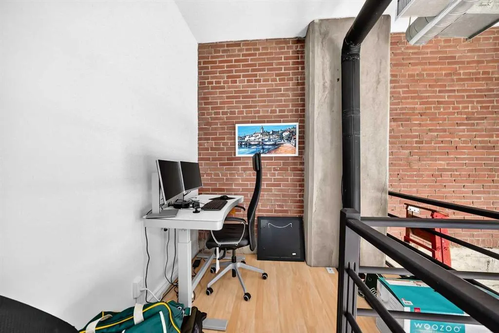 220 11 Avenue SE #307