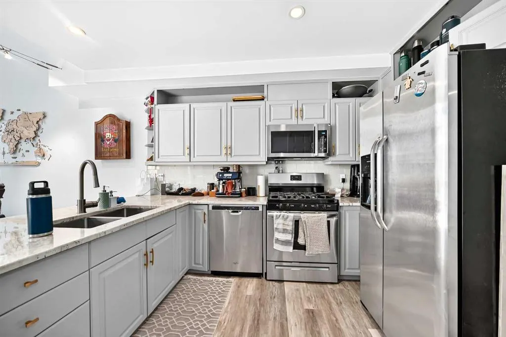 220 11 Avenue SE #307