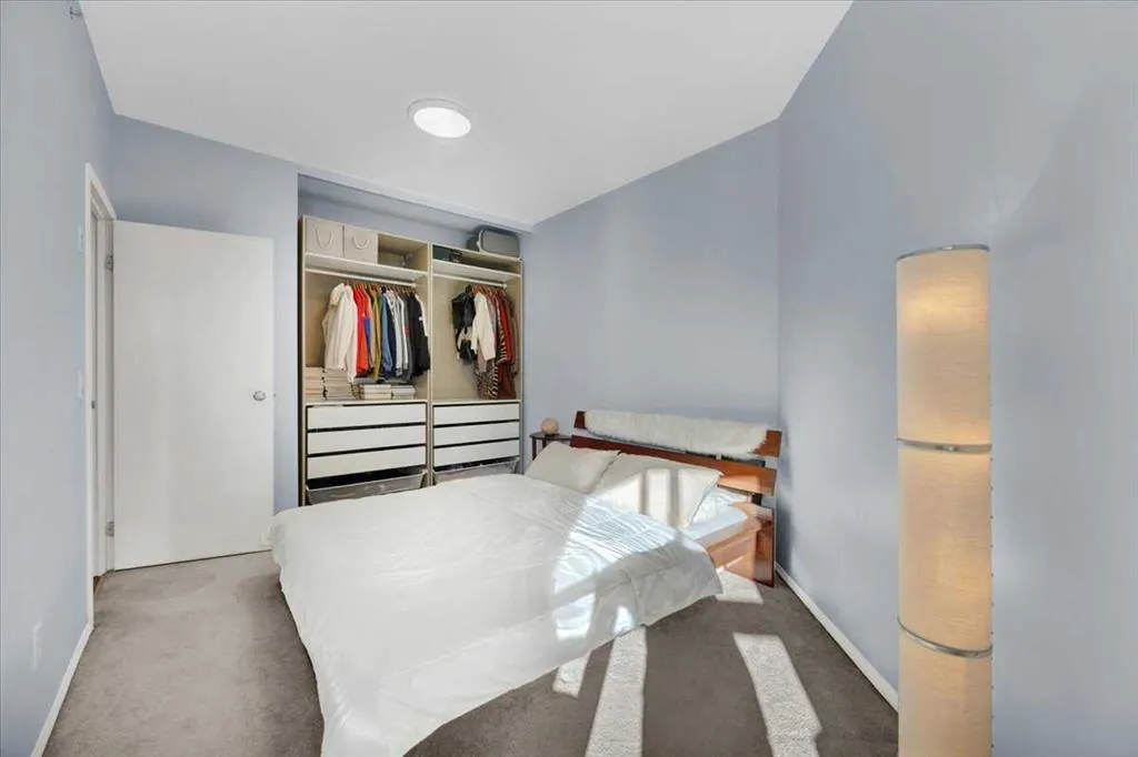 73 Erin Woods Court SE #1108