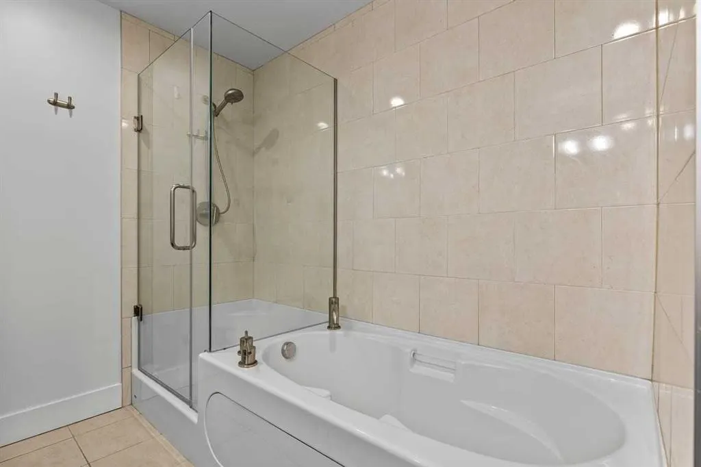 433 11 Avenue SE #803