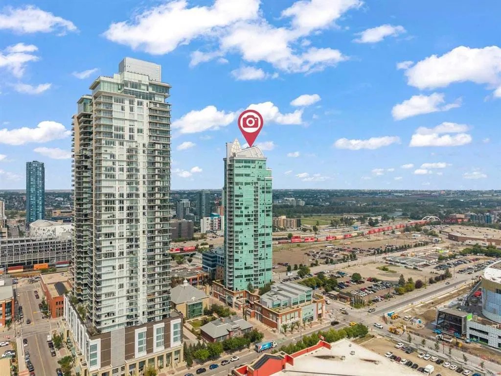 433 11 Avenue SE #803