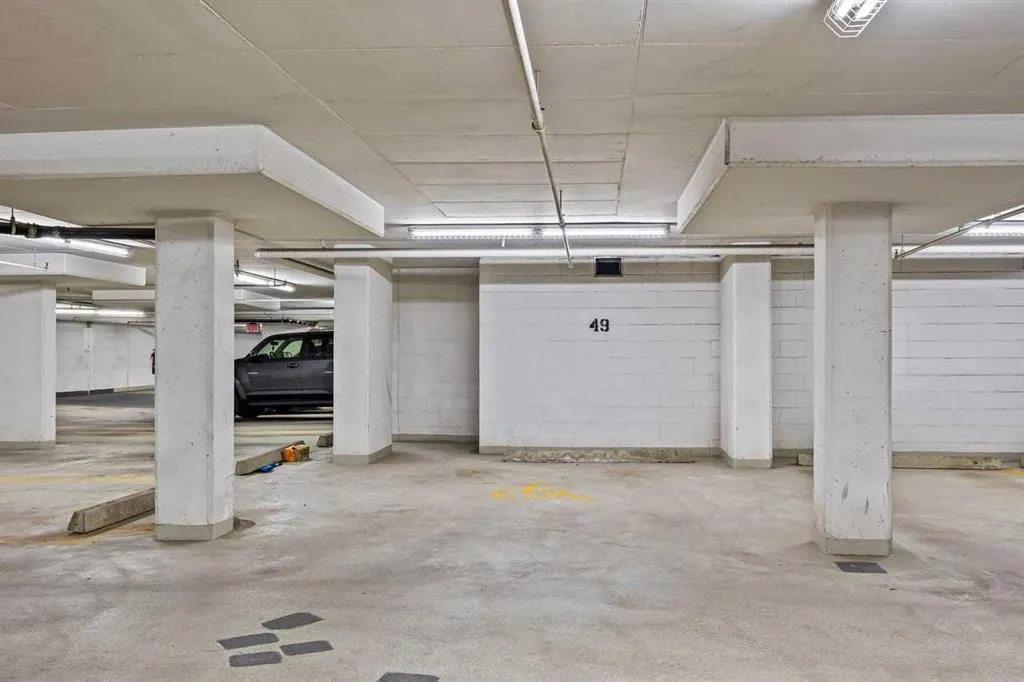 433 11 Avenue SE #803
