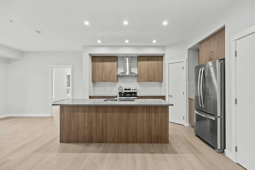 100 Banister Drive #3301