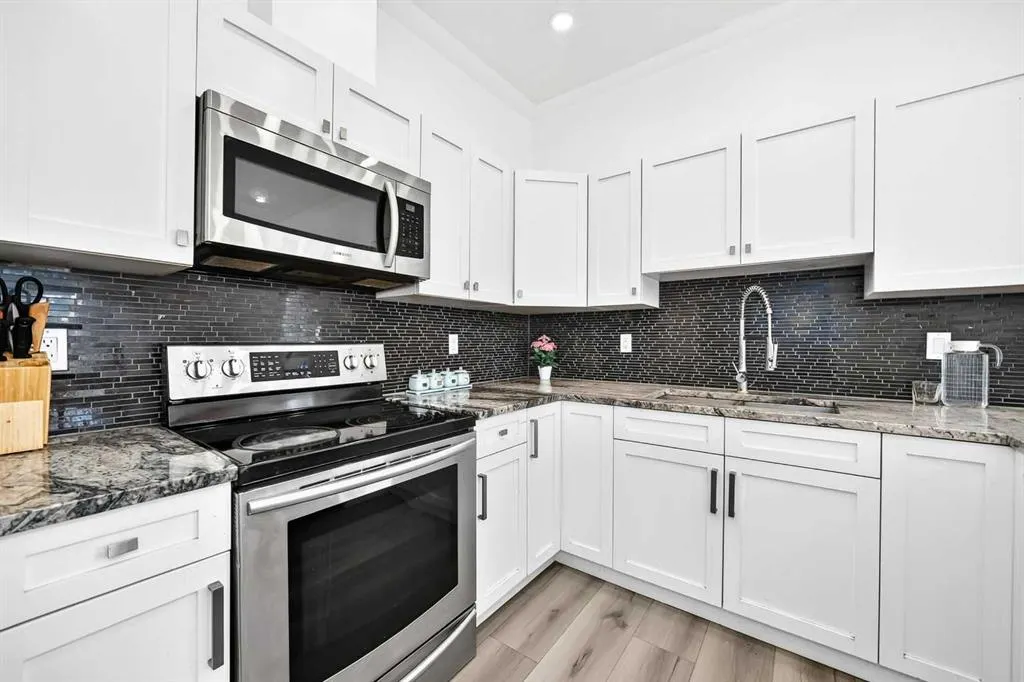 1514 11 Street SW #1107