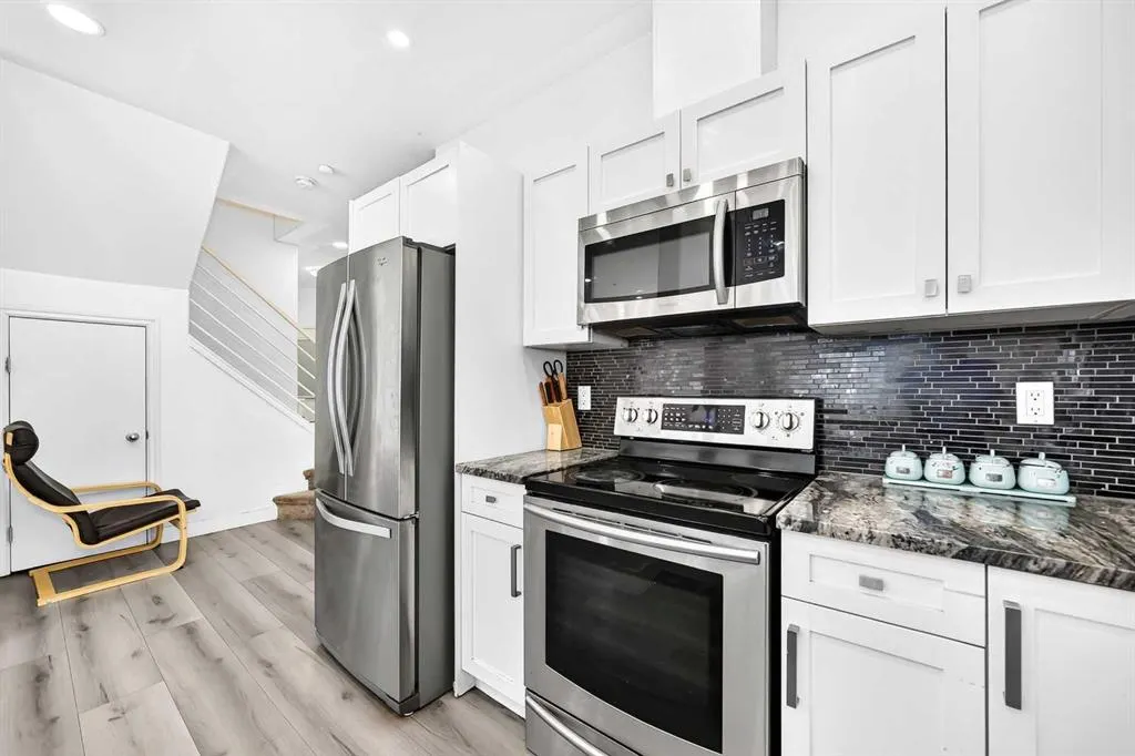 1514 11 Street SW #1107