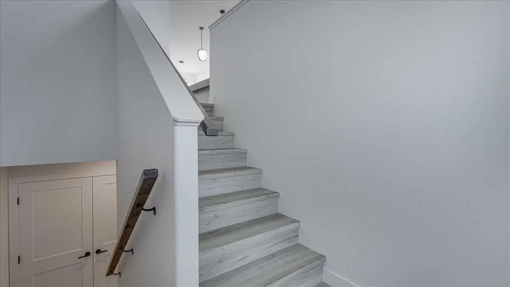210 Athens Road