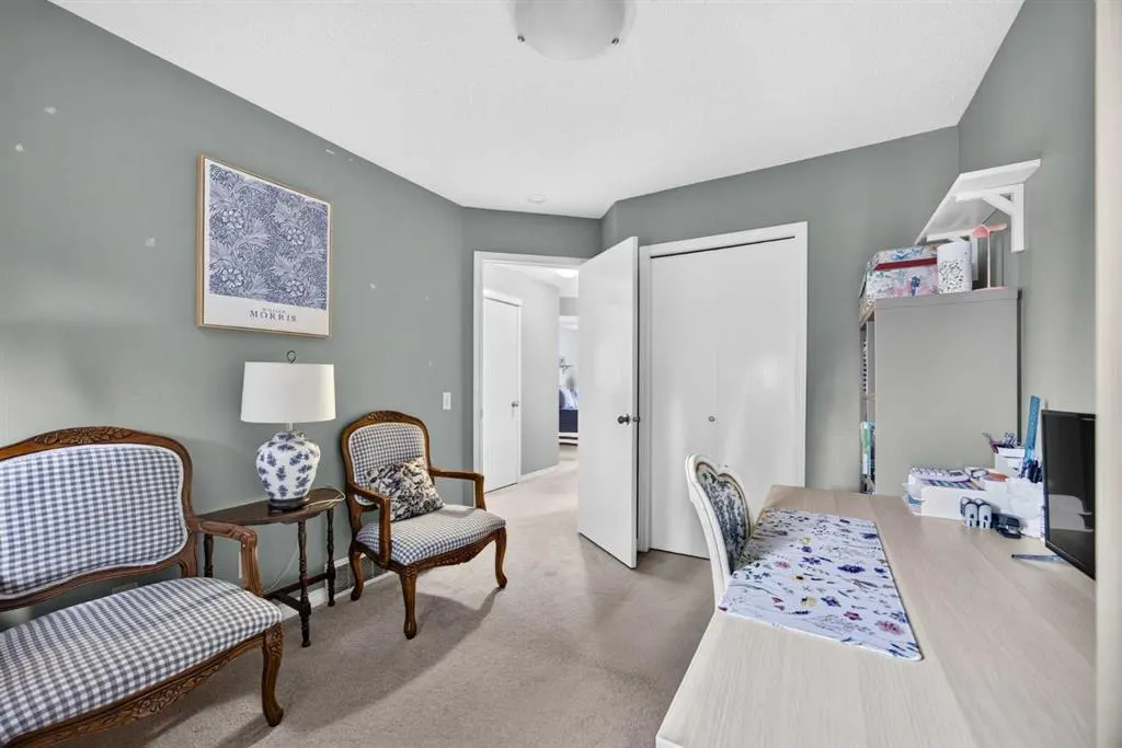 437 Tuscany Drive NW