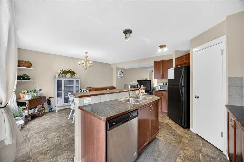 437 Tuscany Drive NW