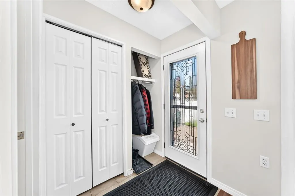 378 Midridge Drive SE