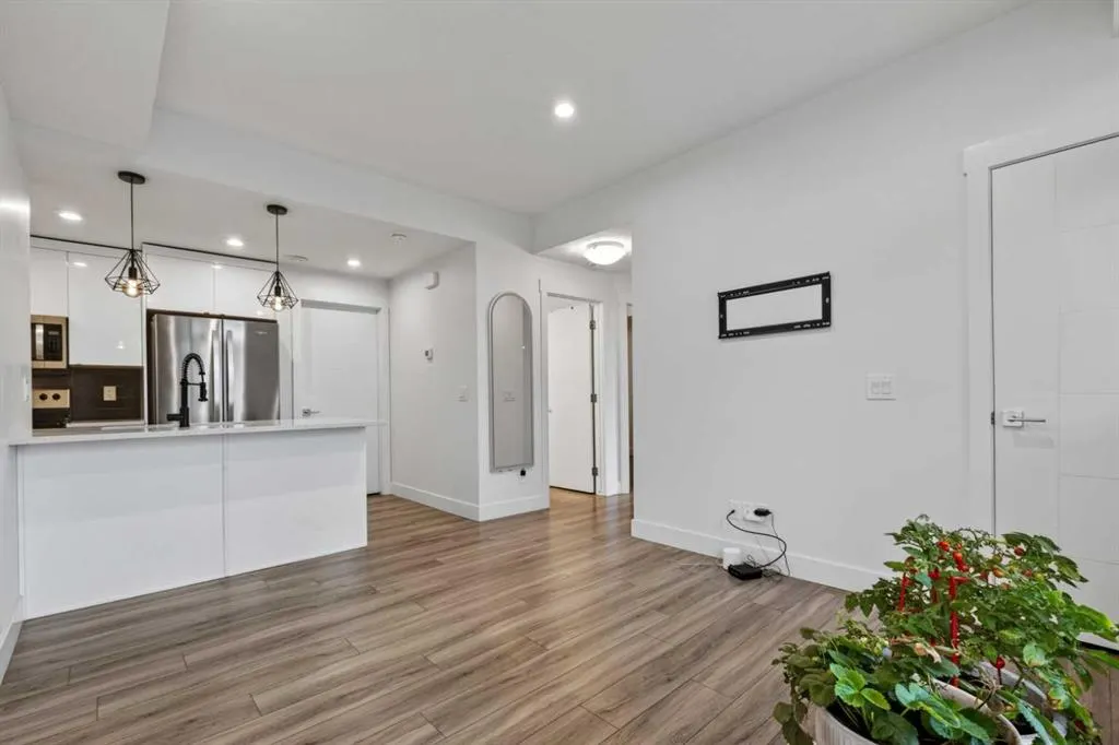 214 Seton Passage SE