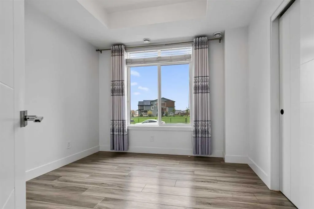 214 Seton Passage SE