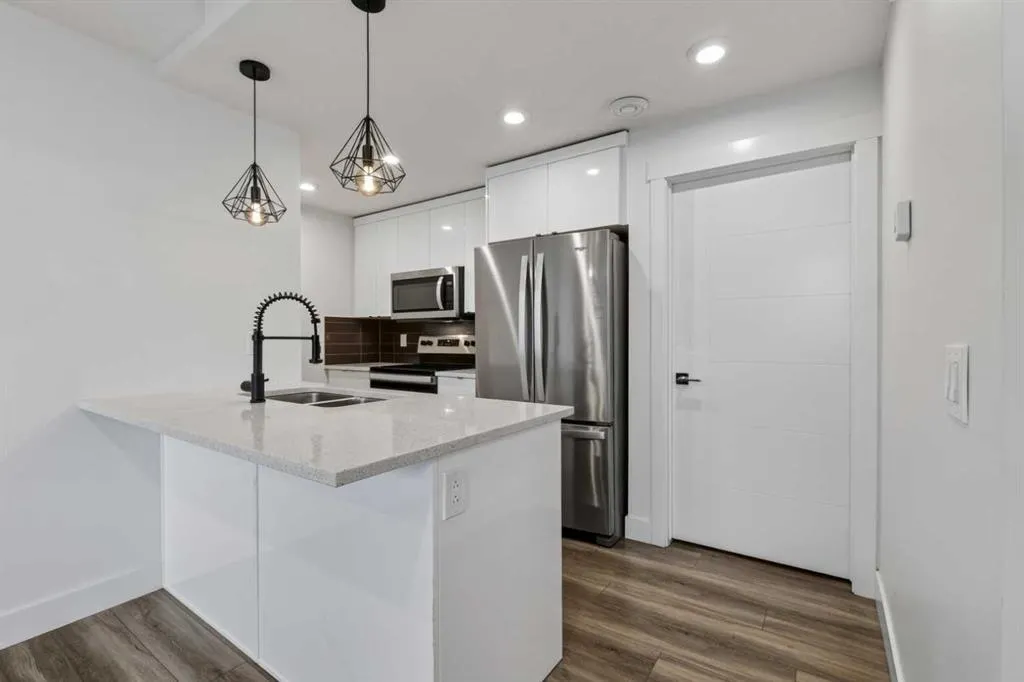 214 Seton Passage SE