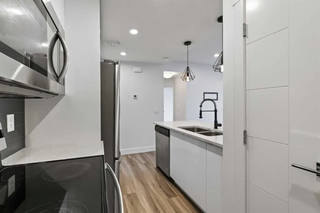 214 Seton Passage SE