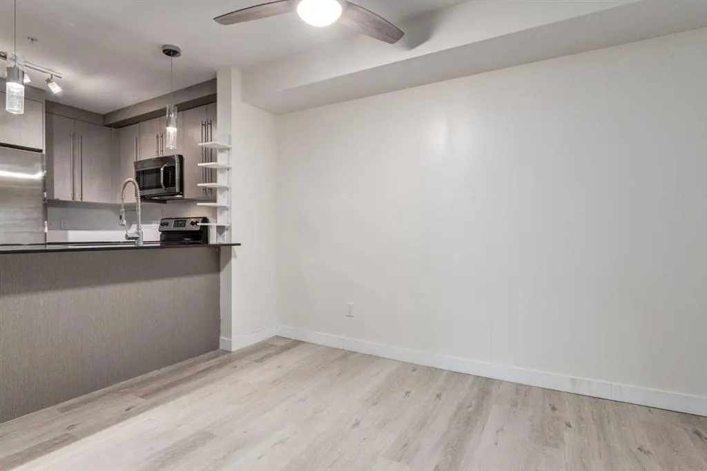 11 Mahogany Row SE #2108